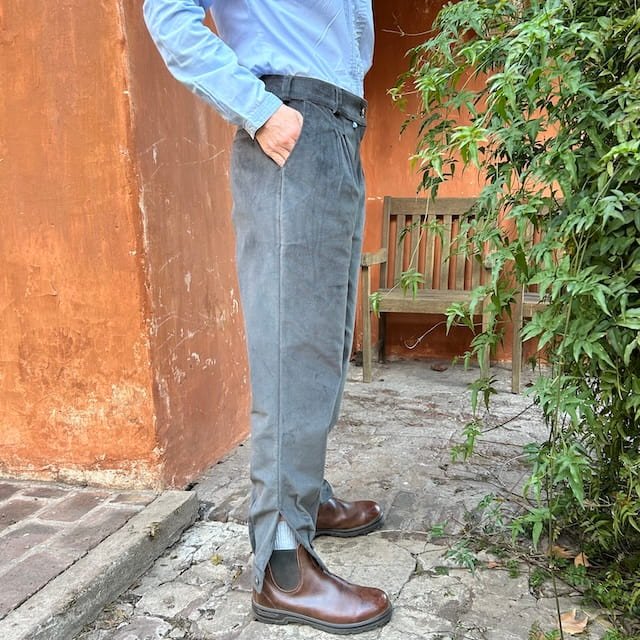 bombacha-de-campo-corderoi-fino-gris-para-andar-a-caballo